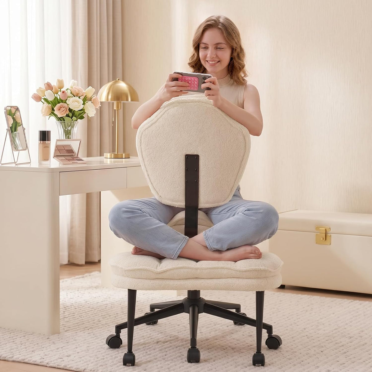 planeora cross legged office chair cross legged sitting off white 01